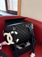 Chanel camera bag, size 28 × 10 × 16 - Image 7