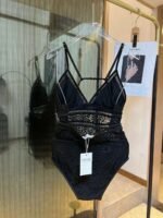 High-quality swimming suit - Image 4