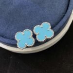 Van Cleef & Arpels ear hoop earrings - Image 4