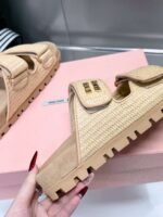 Miumiu high-end slippers - Image 7