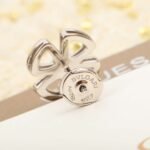 Bulgari stud earrings - Image 5