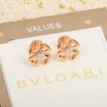Bulgari stud earrings - Image 4