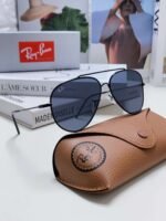 Ray-Ban sunglasses - Image 3