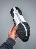 Nike running shoes - Image 8