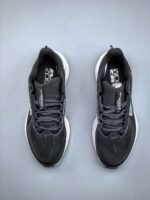 Nike running shoes - Image 6