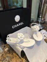 Chanel’s most luxurious version, camellia flower sandals - Image 6