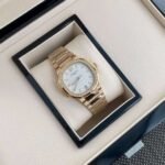 Patek Philippe Nautilus top-of-the-line watch - Image 6