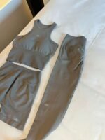 Alo yoga pants - Image 2