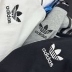 Adidas short-sleeved shirt - Image 10