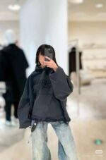 Balenciaga high-quality sweatshirt - Image 4