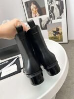 Chanel high-quality boots，4 centimeters tall, cylinder height 6 centimeters - Image 15