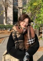 Burberry scarf, 450 grams of goat hair, size：50*210cm - Image 9