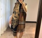 Burberry scarf, 450 grams of goat hair, size：50*210cm