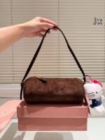 MIUMIU round bag  size:22*9 - Image 3