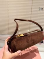 MIUMIU round bag  size:22*9 - Image 5