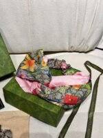 Gucci floral hairband + hairpin set - Image 5