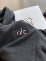 Alo double-layered hooded jacket set - Image 11