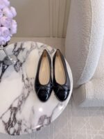 CHANEL high-quality shoes - Image 3