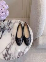 CHANEL high-quality shoes - Image 4
