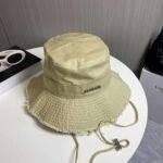 jacquemus raw edge drawstring bucket hat - Image 3