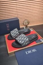 Dior Original 1:1 slippers - Image 12