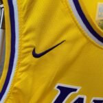No. 77 of the Los Angeles Lakers in the 24-25 season of the NBA. Luka Don č I ć jersey - Image 3