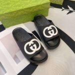 GUCCI slippers - Image 2