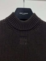 MIUMIU original embroidered sleeveless sweater - Image 6