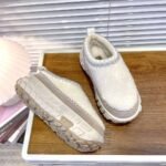 UGG Original new boots - Image 21