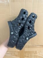 Crocs classic durian slippers - Image 15