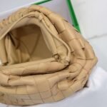 BOTTEGA VENETA Soft lambskin cloud bag, premium version. Dimensions: 23x13x8cm - Image 11