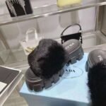 PRADA Advanced otter rabbit fur slippers - Image 4