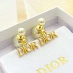 Dior four-letter double-ball pearl stud earrings - Image 4