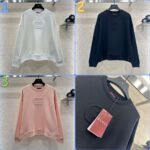 GUCCI Crew neck 3D logo sweatshirt with brushed lining. High-quality sweatshirt - Image 3