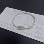 FRDE Diamond 8-figure buckle horseshoe buckle bracelet White pink blue - Image 6