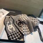 Chanel cashmere scarf original single thousand bird check cashmere scarf The whole scarf is hand-knitted 38*190 - Image 4