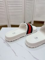 GUCCI slippers - Image 5