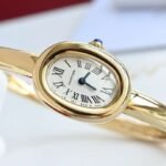 Cartier new bathtub bracelet watch 18k gold - Image 4