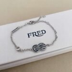 FRDE Diamond 8-figure buckle horseshoe buckle bracelet White pink blue - Image 13