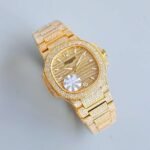 Patek Philippe to create a classic timepiece 7118 lady Nautilus full diamond limited edition - Image 5