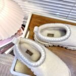 UGG Original new boots - Image 23