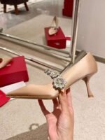 Roger vivier bouquet of flower diamonds kitten shoes - Image 15