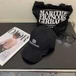 Original Balenciaga baseball cap black and white - Image 13