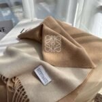 loewe Cashmere scarf 35 x 180cm 160g