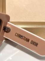 MIUMIU original sunglasses 1:1 - Image 4