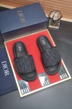Dior Original 1:1 slippers - Image 6