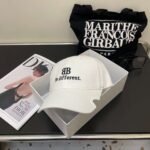 Original Balenciaga baseball cap black and white - Image 4