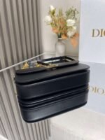 Dior bobby east-west handbag 21*5*12cm - Image 16