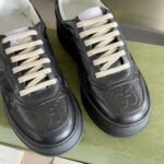 Gucci chunky b pair sneakers - Image 9