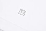 Givenchy reflective letter short-sleeved T-shirt - Image 8